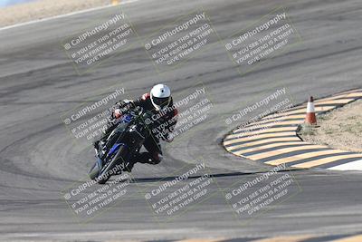 media/Oct-30-2025-Racers Edge (Thu) [[dabbdaf680]]/3-B Group/Session 2 (Bowl Exit)/